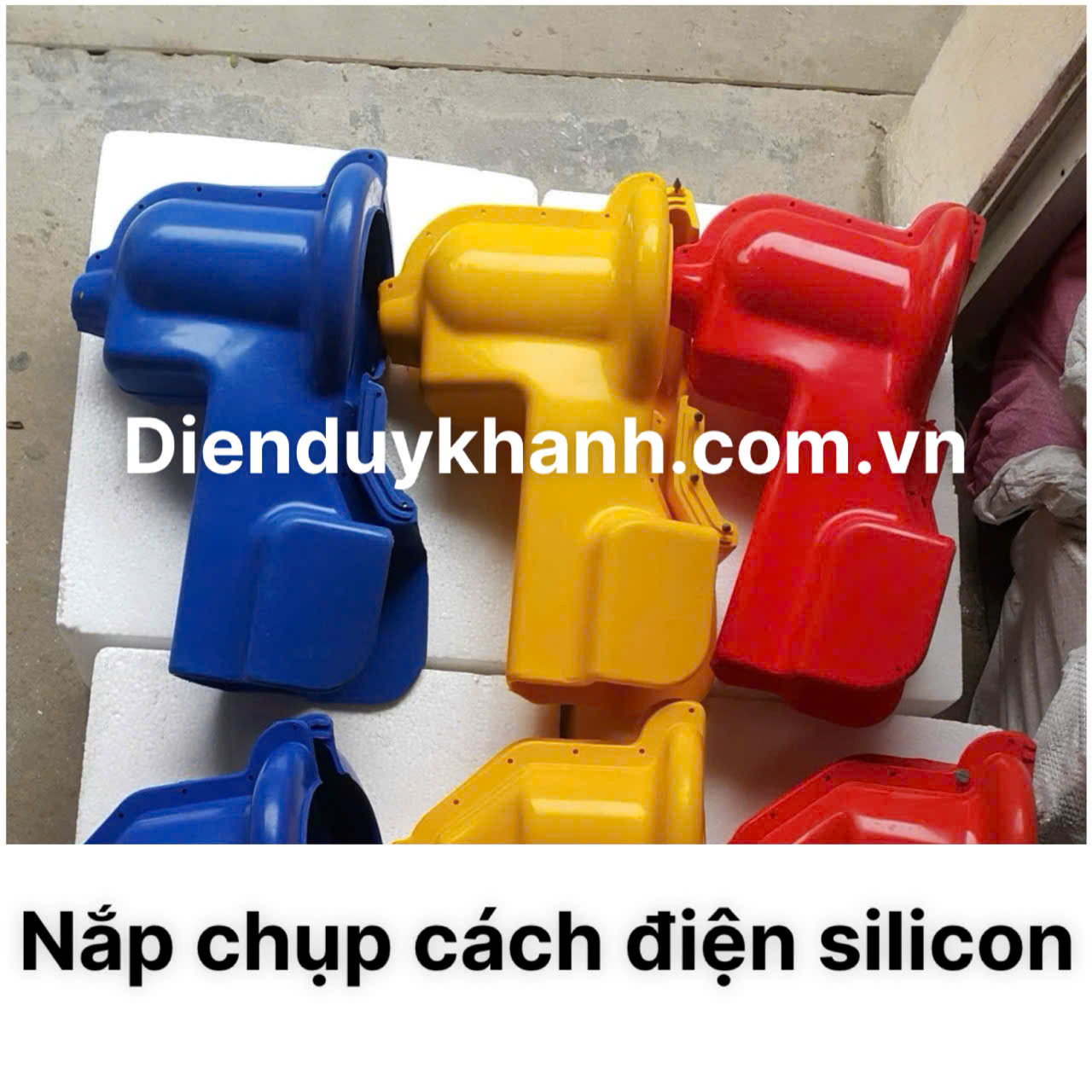 NẮP CHỤP CÁCH ĐIỆN